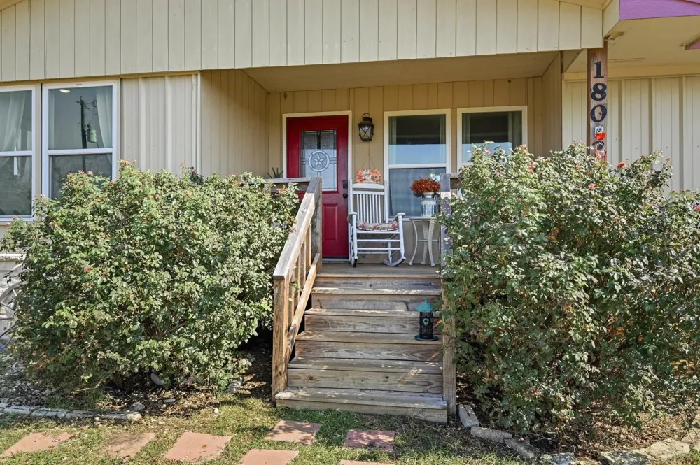 1802 Batey Road Collinsville, TX 76233