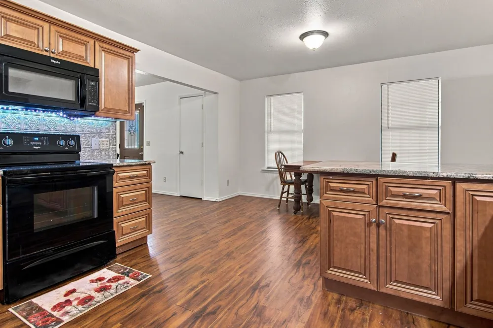 514 Dorothy Lane Justin, TX 76247