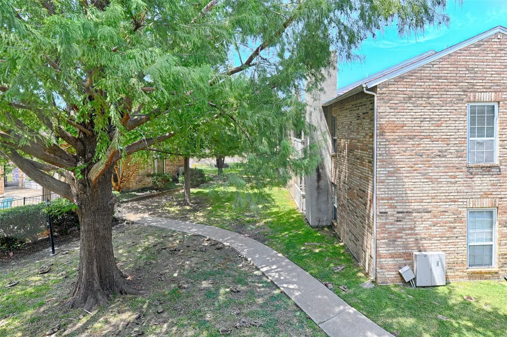 1700 Amelia Court #224 Plano, TX 75075