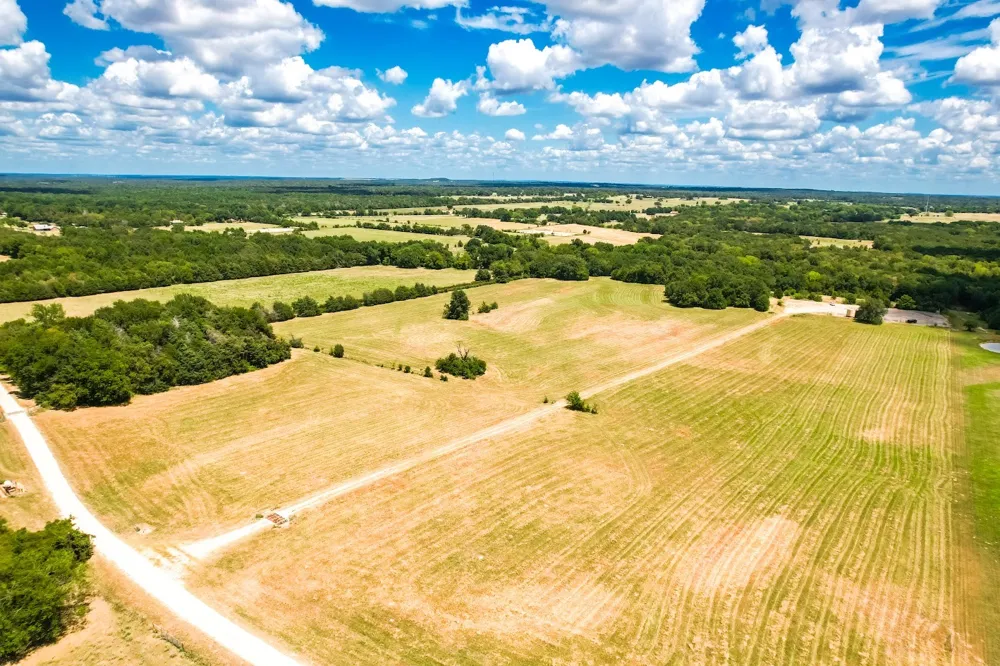 FCR 520 Fairfield, TX 75840