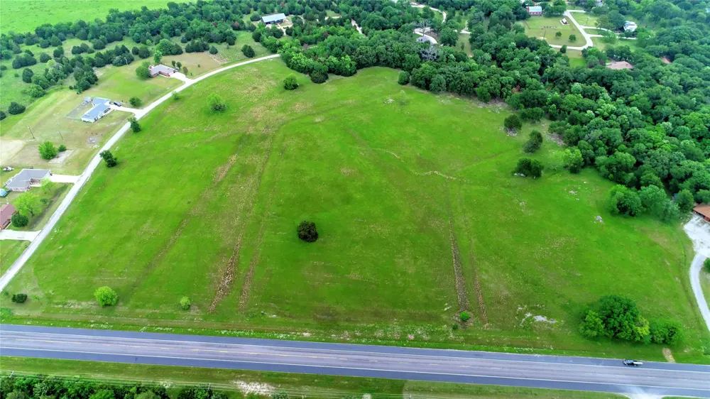 Center Drive Point, TX 75472