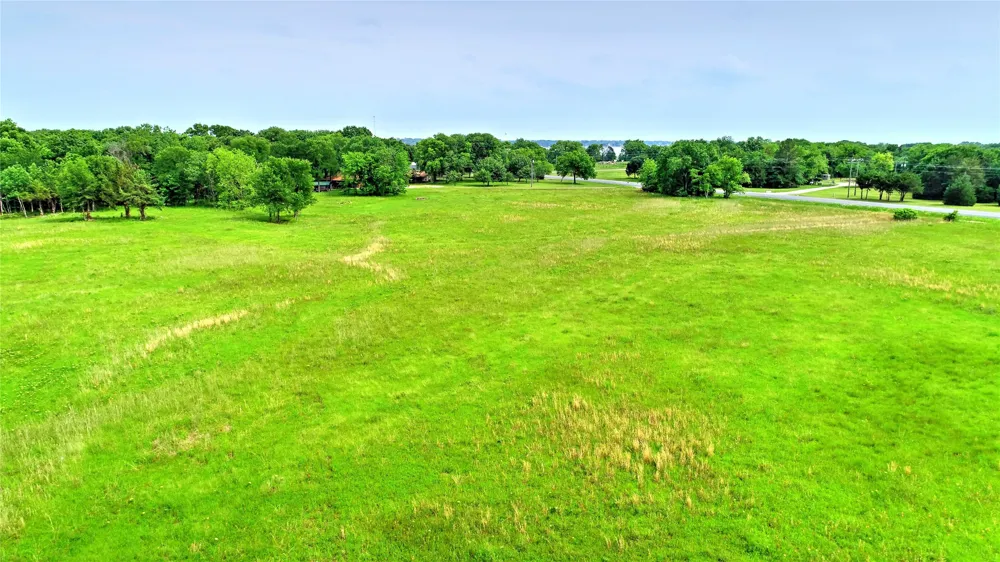 Center Drive Point, TX 75472