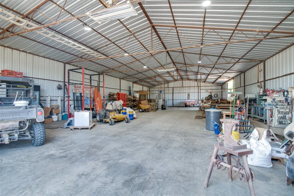 200 Vz County Road 2403 Canton, TX 75103