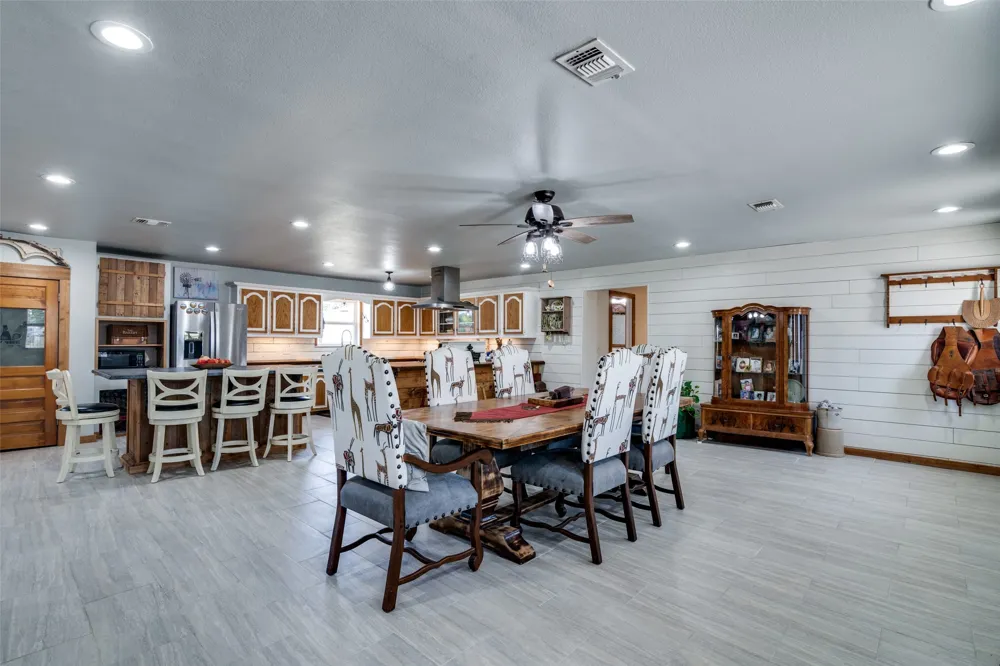 200 Vz County Road 2403 Canton, TX 75103