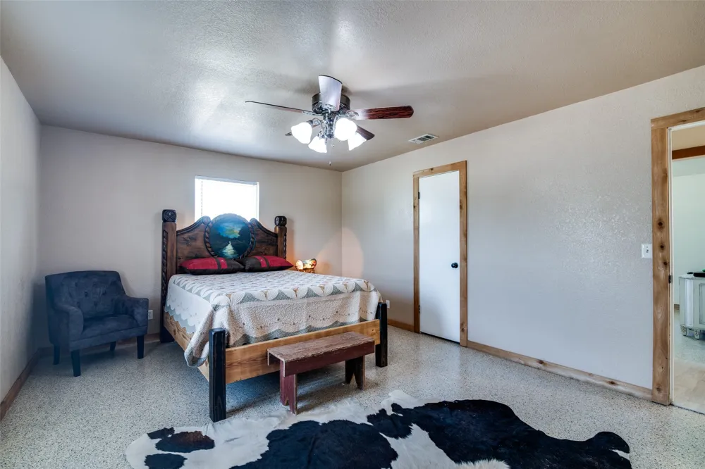 200 Vz County Road 2403 Canton, TX 75103