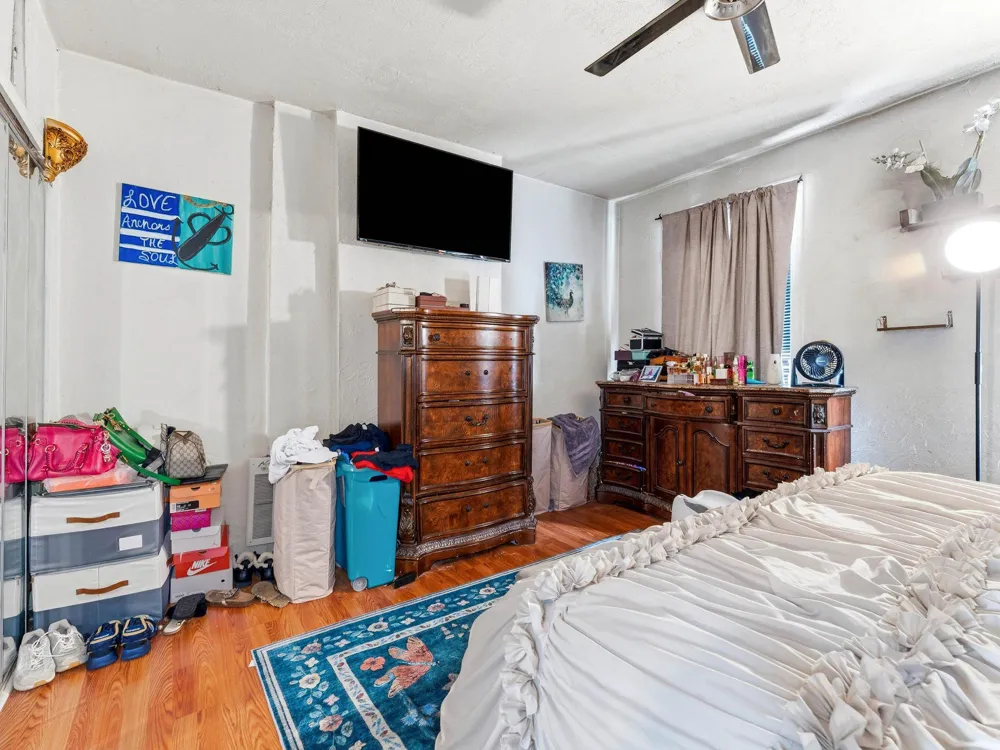 4931 UBER STREET Philadelphia, PA 19141