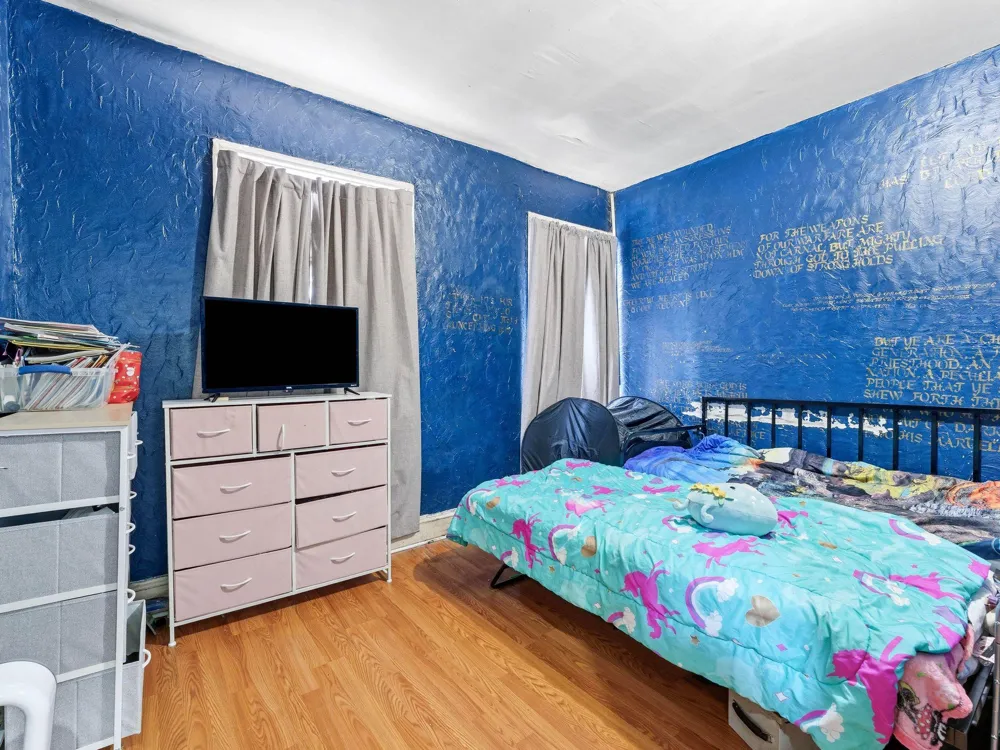 4931 UBER STREET Philadelphia, PA 19141
