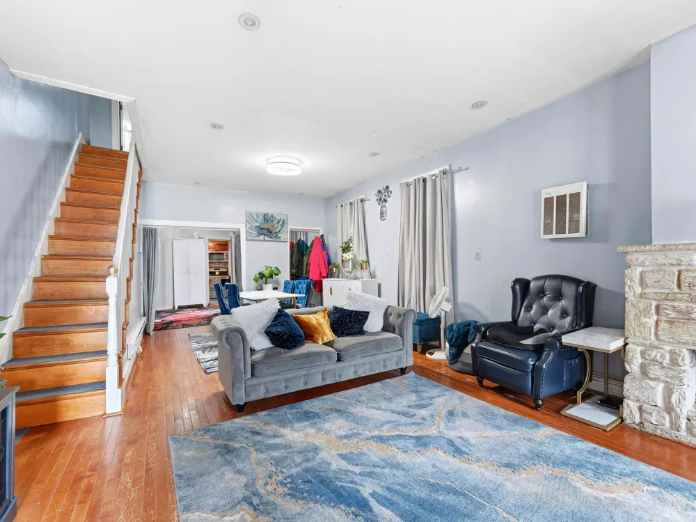 4931 UBER STREET Philadelphia, PA 19141