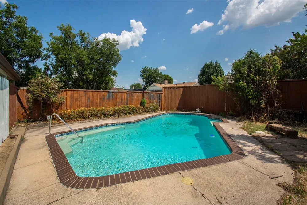 1808 Rainbow Drive Richardson, TX 75081