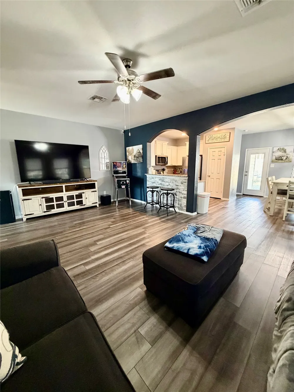 2808 Risinger Road Lorena, TX 76655