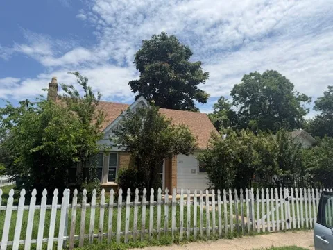 2701 Stuart Drive