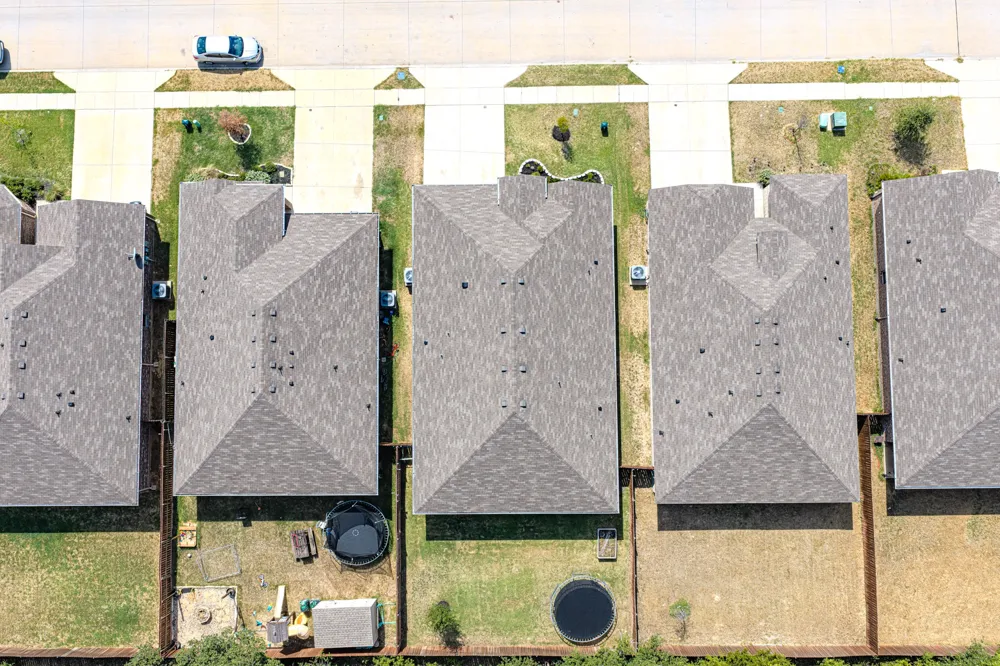 228 Abingdon Street Azle, TX 76020