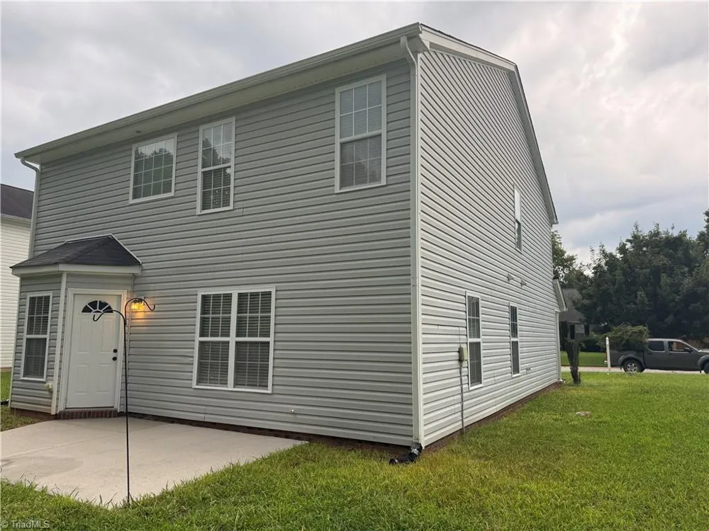 157 Dunbarton Court Winston-Salem, NC 27107
