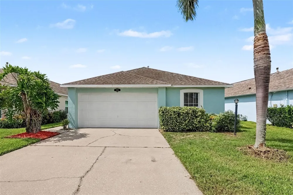 2056 REDWOOD CIRCLE NE Palm Bay, FL 32905