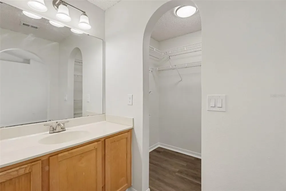 2056 REDWOOD CIRCLE NE Palm Bay, FL 32905