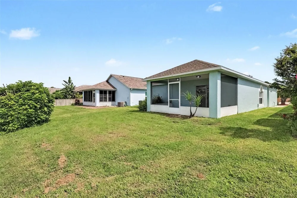 2056 REDWOOD CIRCLE NE Palm Bay, FL 32905