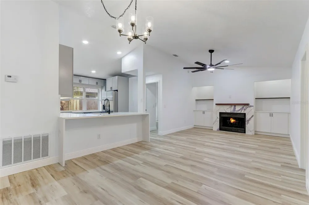 7711 LAKESIDE WOODS DRIVE Orlando, FL 32810