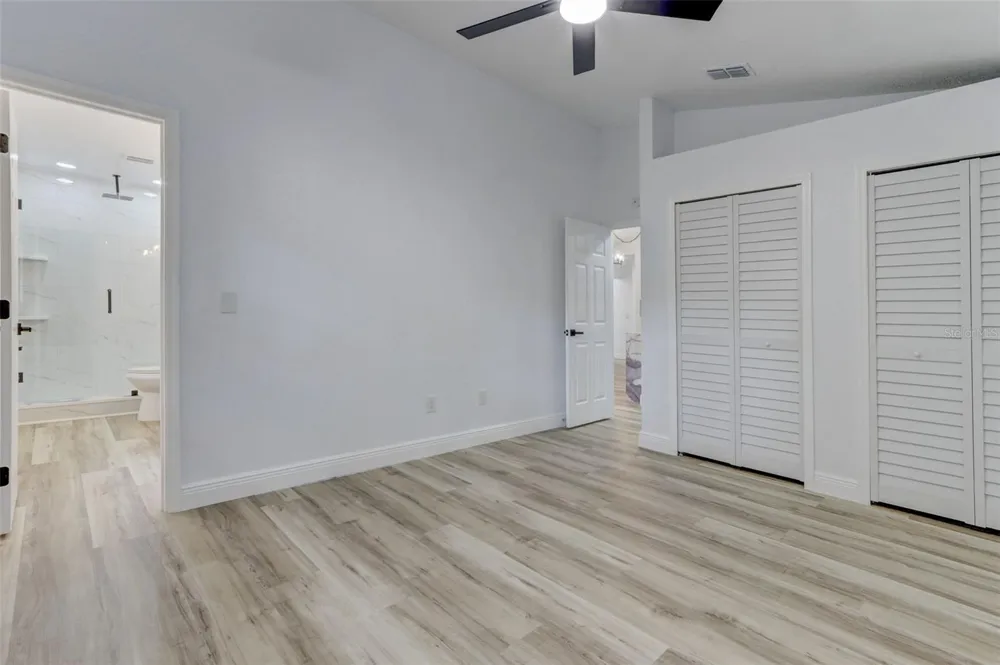 7711 LAKESIDE WOODS DRIVE Orlando, FL 32810