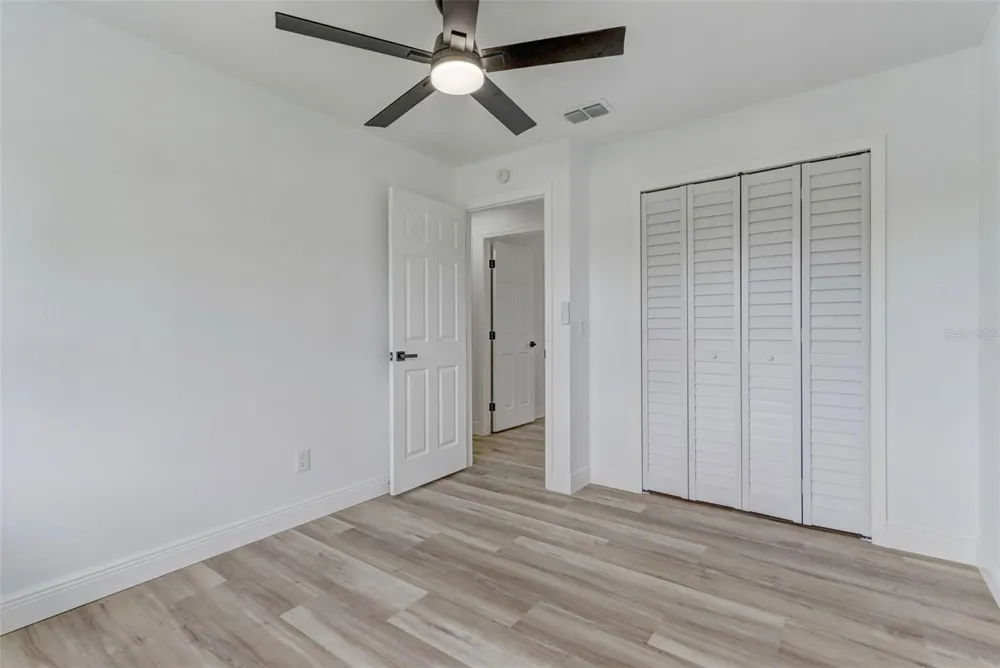 7711 LAKESIDE WOODS DRIVE Orlando, FL 32810