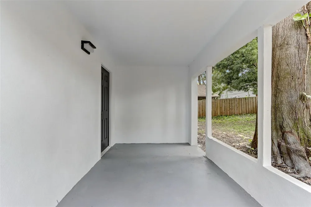 7711 LAKESIDE WOODS DRIVE Orlando, FL 32810