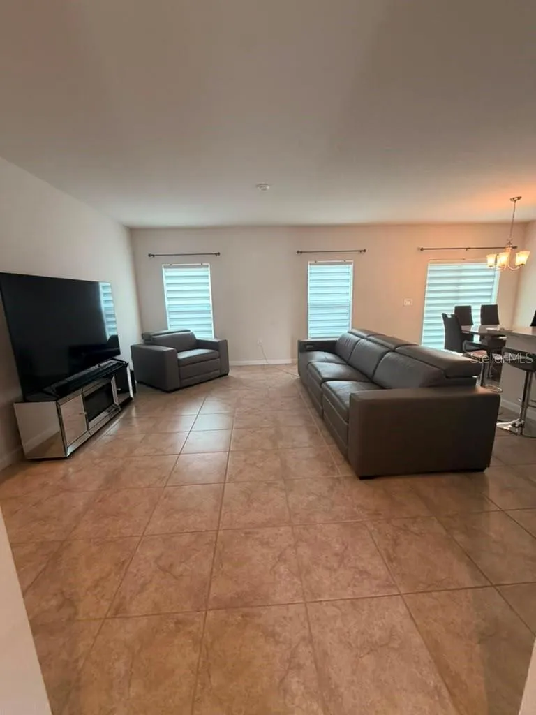 1052 KOBUK STREET Haines City, FL 33844