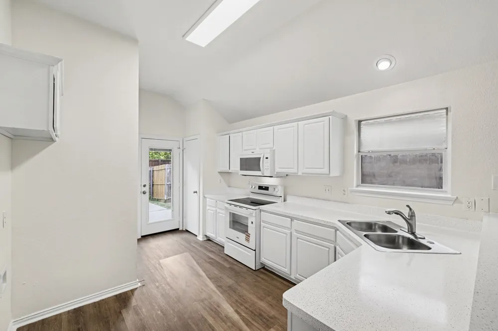 1637 Myrtle Drive Little Elm, TX 75068