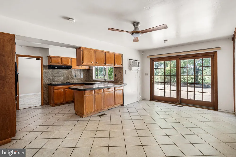 74 COUNTRY CLUB ROAD Willingboro, NJ 08046