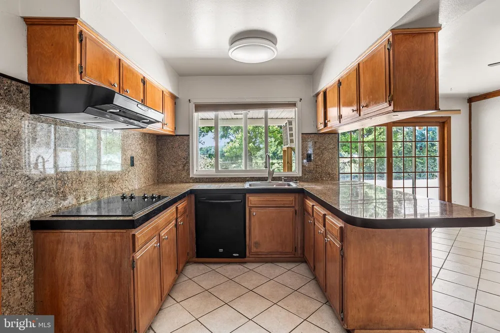 74 COUNTRY CLUB ROAD Willingboro, NJ 08046