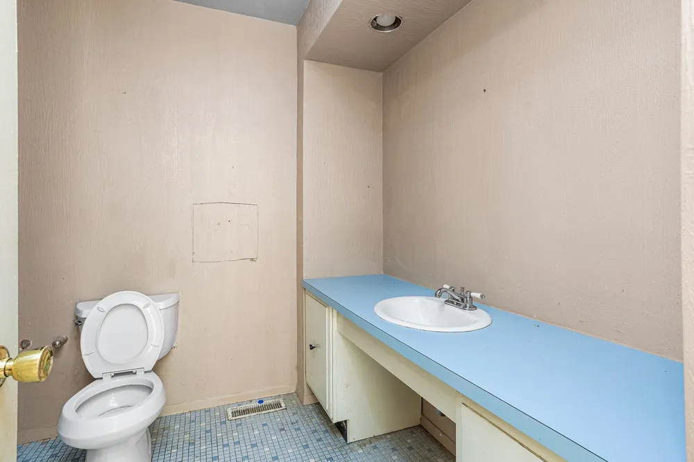 74 COUNTRY CLUB ROAD Willingboro, NJ 08046