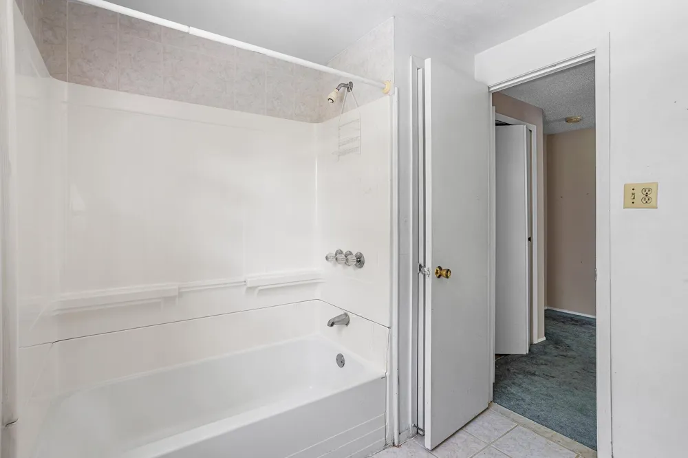 74 COUNTRY CLUB ROAD Willingboro, NJ 08046