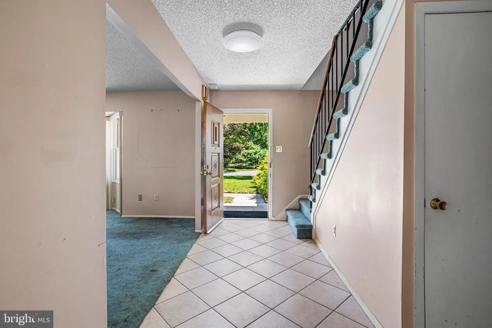 74 COUNTRY CLUB ROAD Willingboro, NJ 08046