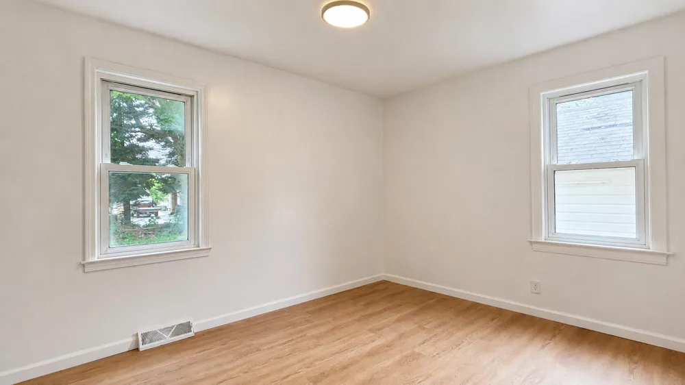 516 Ann Arbor Street Manchester, MI 48158