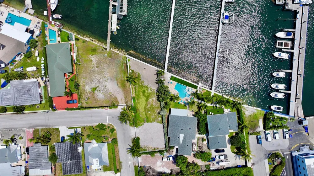 265 E 23RD STREET Riviera Beach, FL 33404