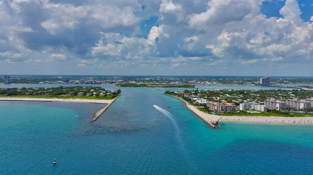 265 E 23RD STREET Riviera Beach, FL 33404
