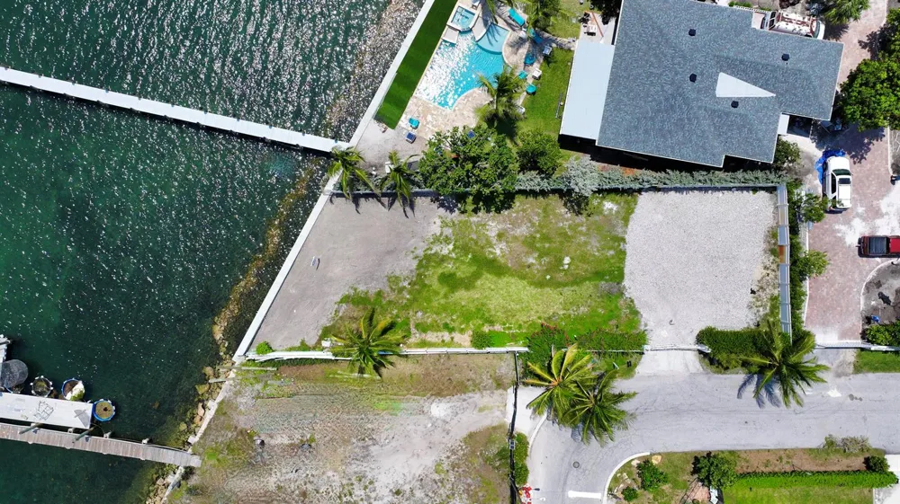 265 E 23RD STREET Riviera Beach, FL 33404