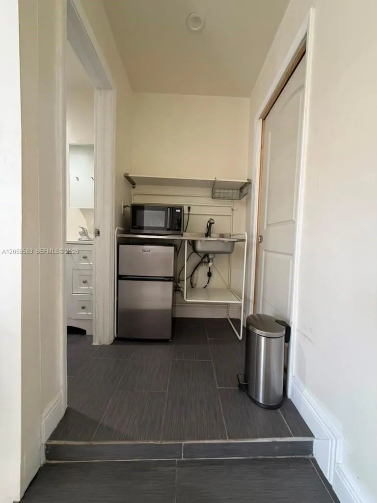 1725 SW 32nd St #0 Fort Lauderdale, FL 33315