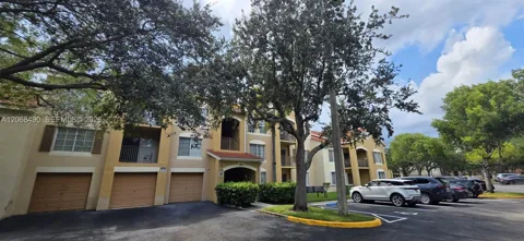 4171 San Marino Blvd #101