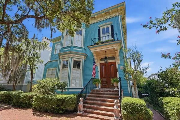 207 E Gwinnett Street 