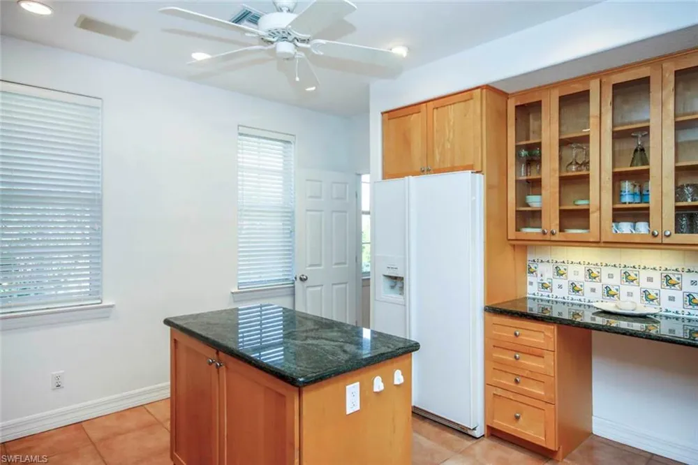 580 Sea Oats Drive Sanibel, FL 33957