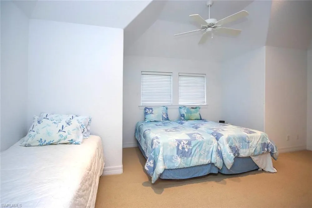 580 Sea Oats Drive Sanibel, FL 33957