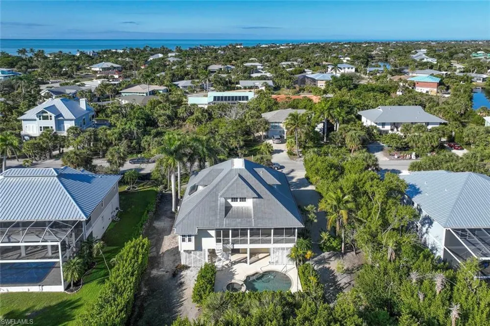 580 Sea Oats Drive Sanibel, FL 33957