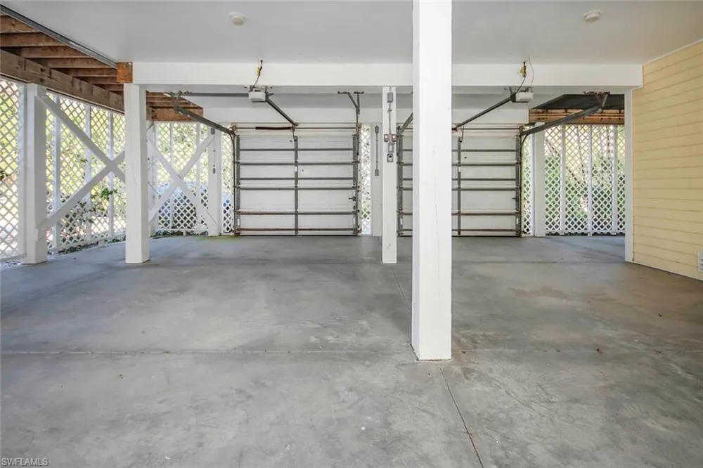 580 Sea Oats Drive Sanibel, FL 33957