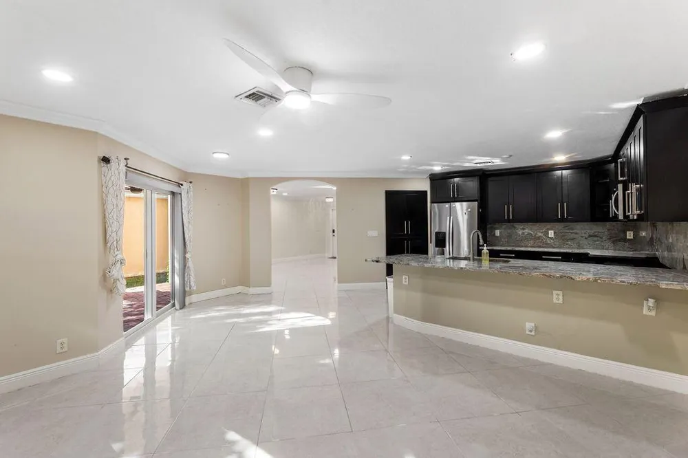 6384 Adriatic Way West Palm Beach, FL 33413
