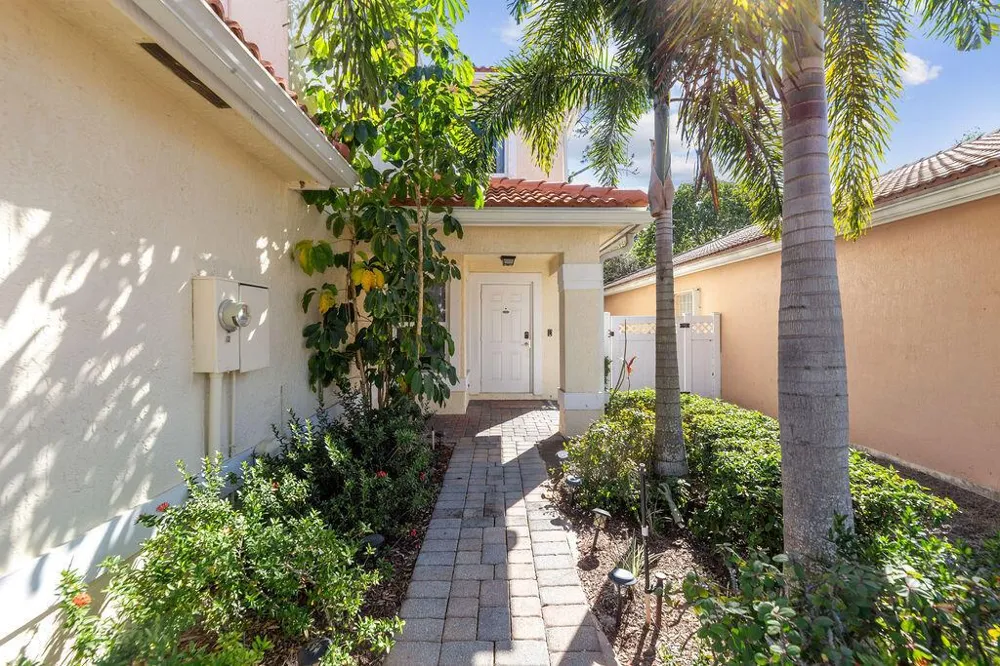 6384 Adriatic Way West Palm Beach, FL 33413