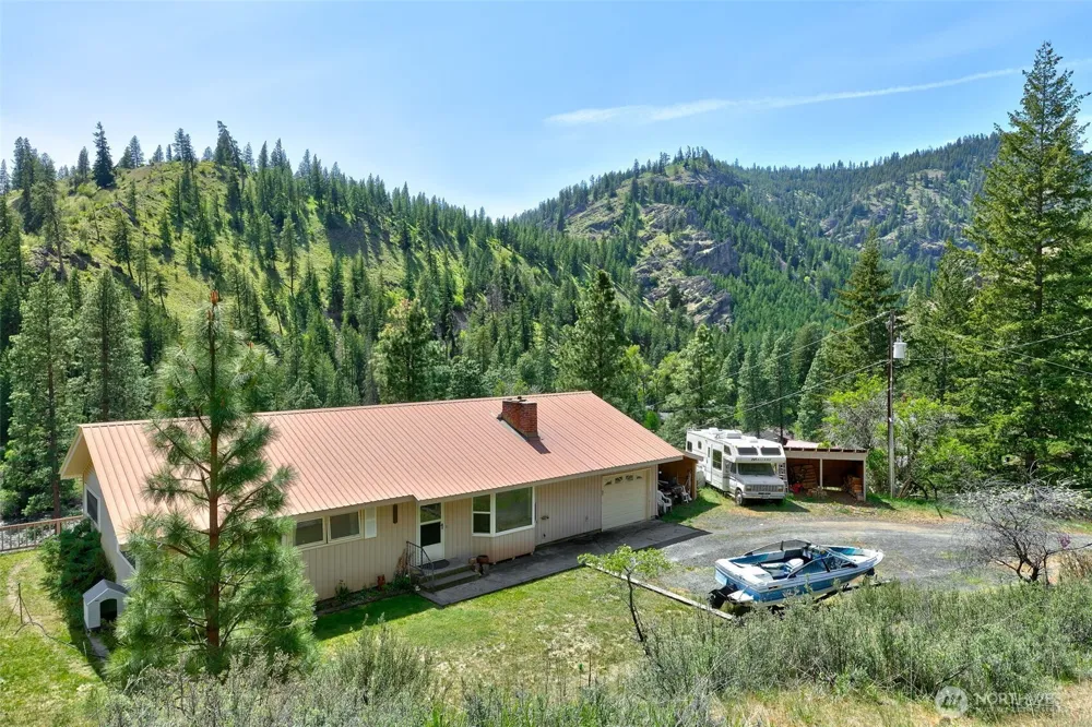 15547 State Route 410 Naches, WA 98937
