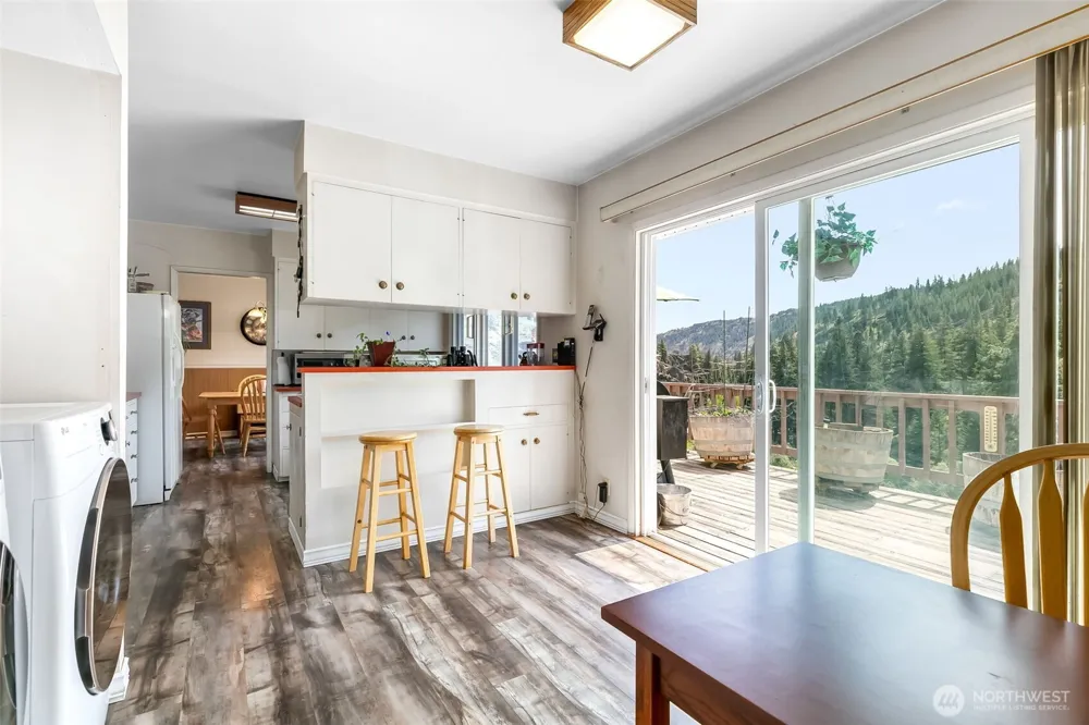 15547 State Route 410 Naches, WA 98937