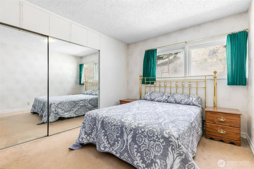 15547 State Route 410 Naches, WA 98937