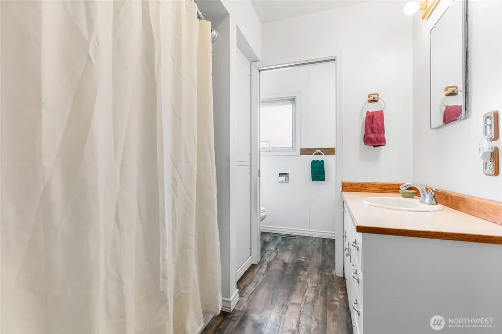 15547 State Route 410 Naches, WA 98937