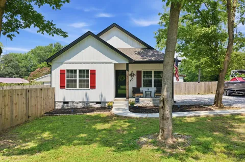 31 Honey Ln