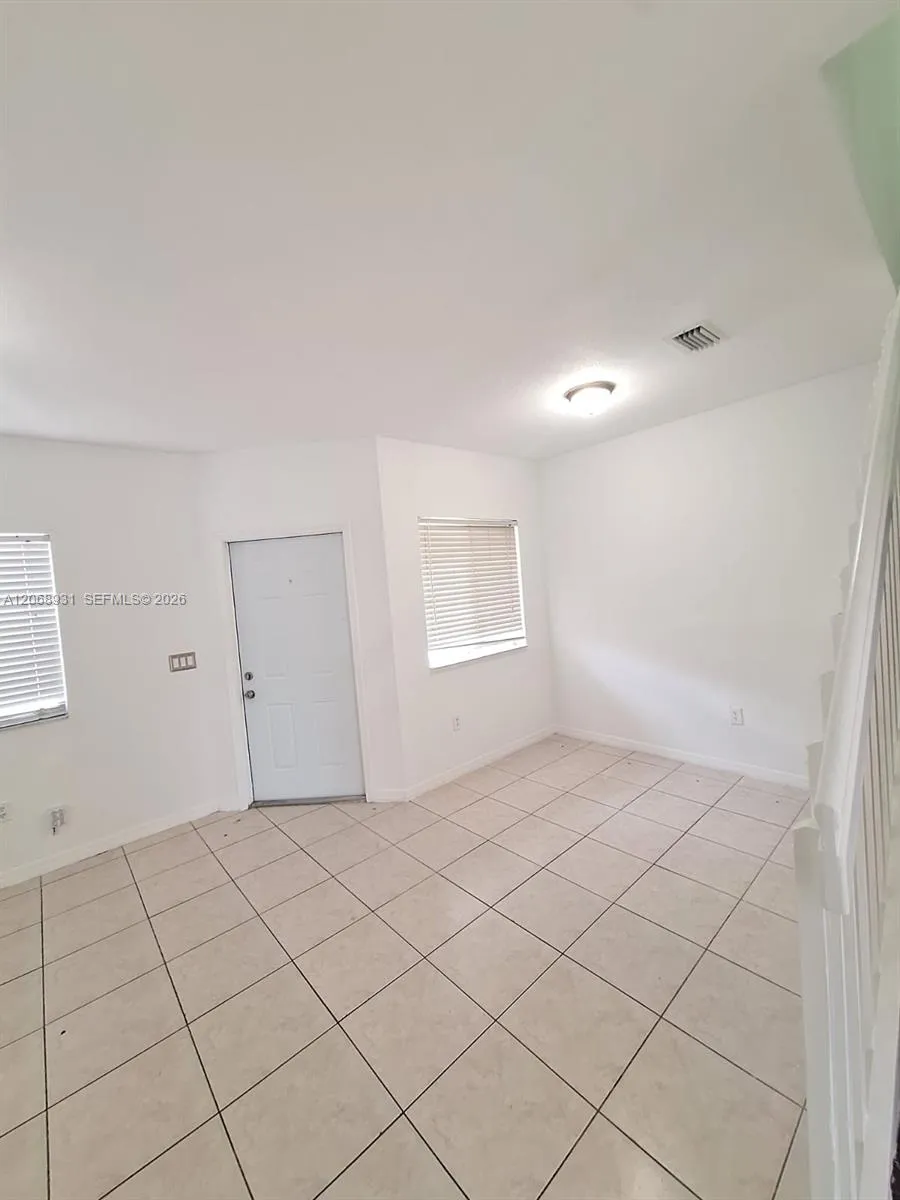 Address Not Shown Homestead, FL 33035